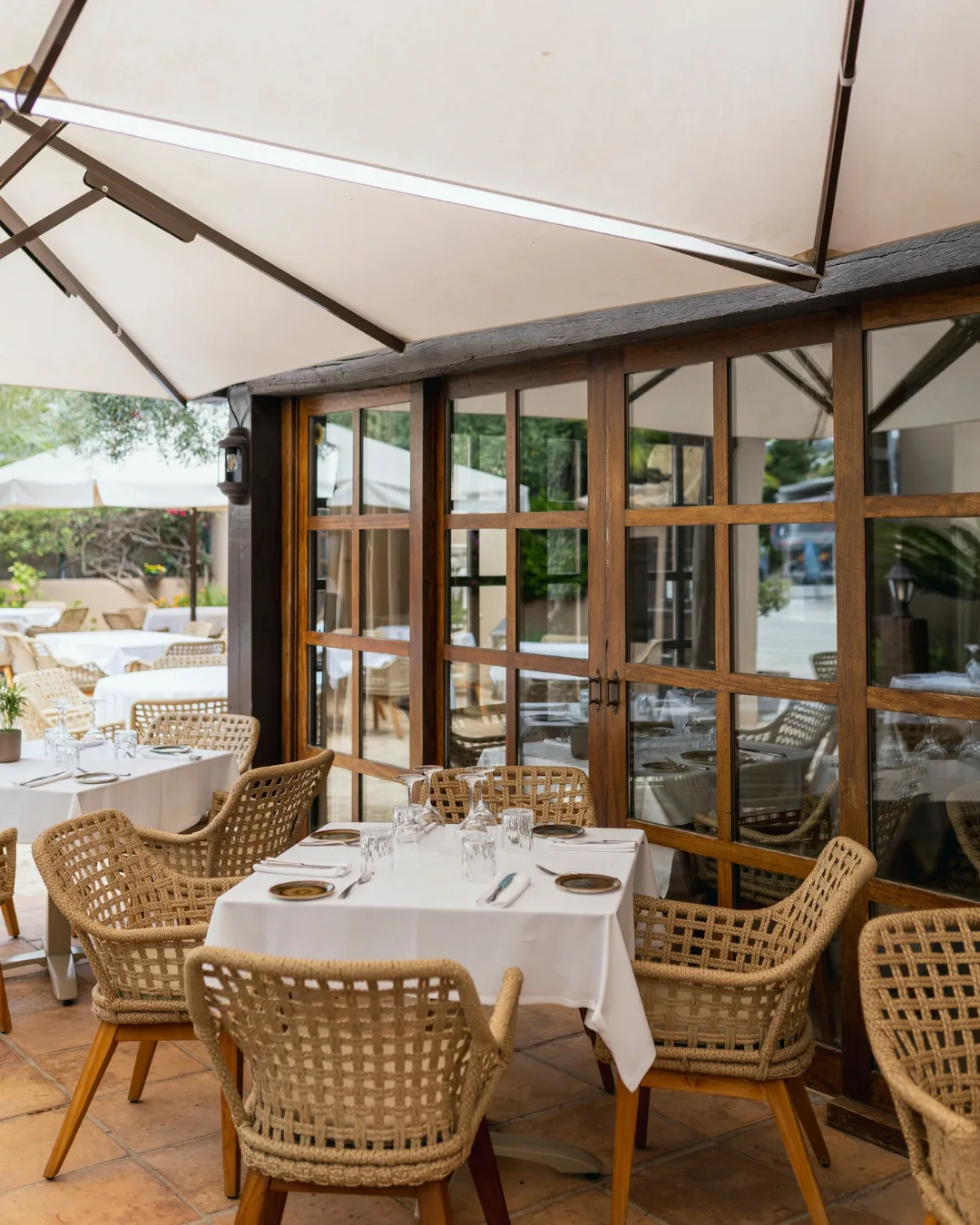 Ambiente tranquilo y sereno para comidas y cenas en la Marina Alta