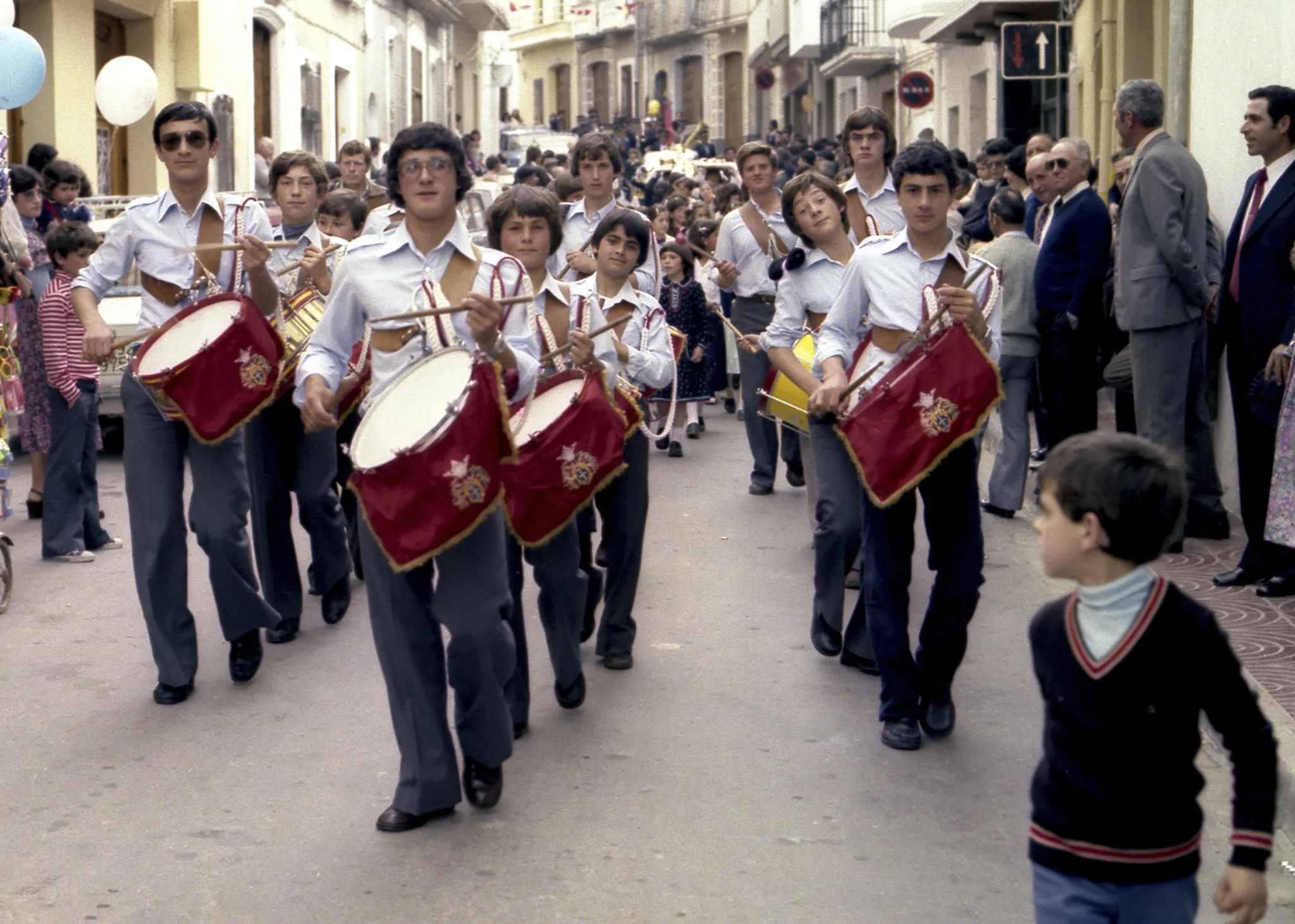 Banda de música amenizando el pasacalle en el 1978