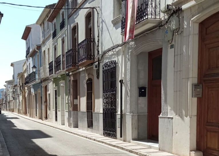 Calle Teulada, Gata