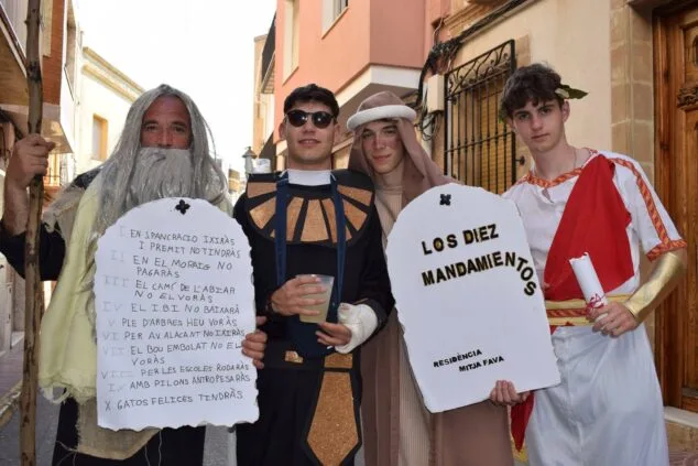Imagen: Disfraz de 'Los diez mandamientos'