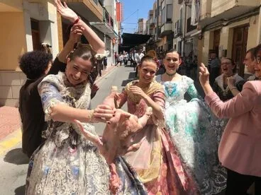 Festeras tras las carreras de gallos en 2018