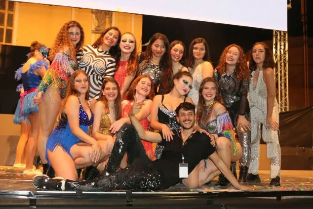 El Carnaval más famoso de la Marina volvió a tomar las calles para hacer vibrar a Pego de nuevo 24 festival darts esceniques pego 2022115