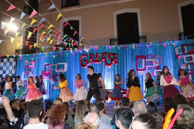 El Carnaval más famoso de la Marina volvió a tomar las calles para hacer vibrar a Pego de nuevo 73 festival darts esceniques pego 202266