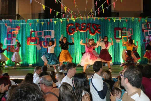 El Carnaval más famoso de la Marina volvió a tomar las calles para hacer vibrar a Pego de nuevo 75 festival darts esceniques pego 202276