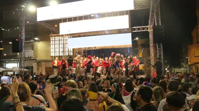 El Carnaval más famoso de la Marina volvió a tomar las calles para hacer vibrar a Pego de nuevo 11 festival darts esceniques pego 202299