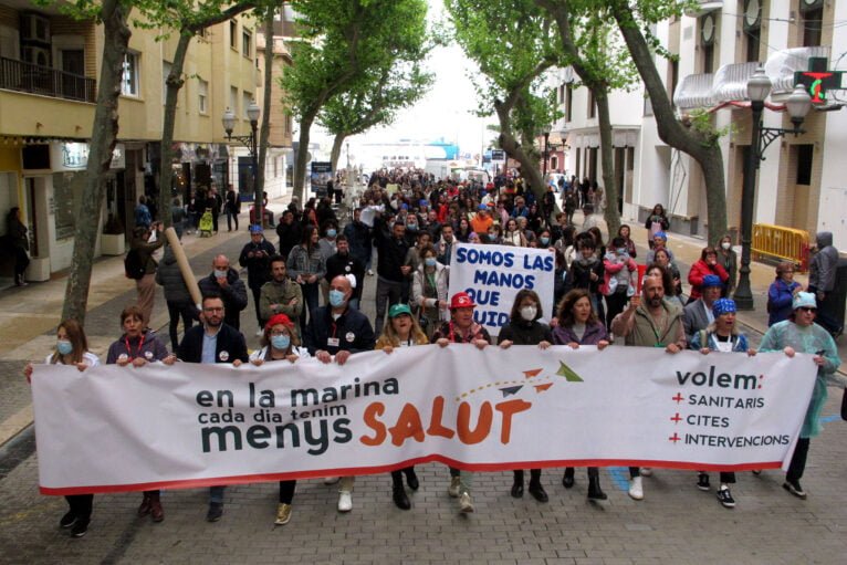 Manifestación por la sanidad comarcal en Dénia 01