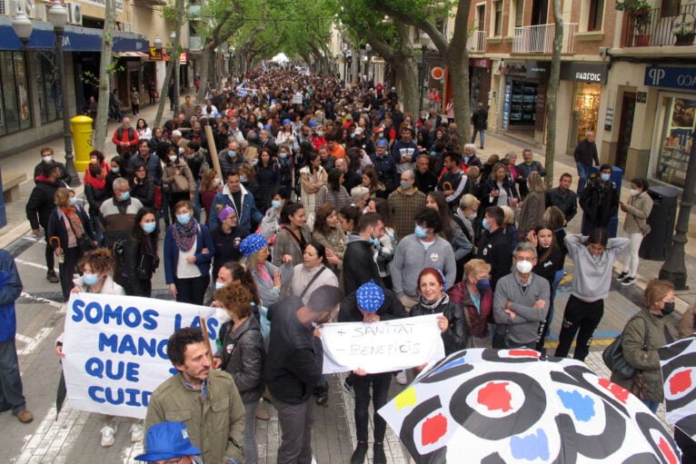 Manifestación por la sanidad comarcal en Dénia 26