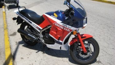 Moto Honda VF500F