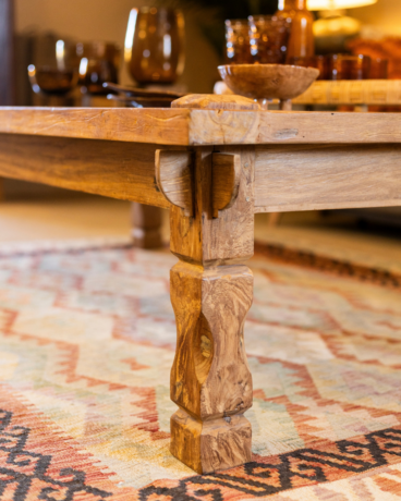 Pata de madera noble para muebles de estilo colonial