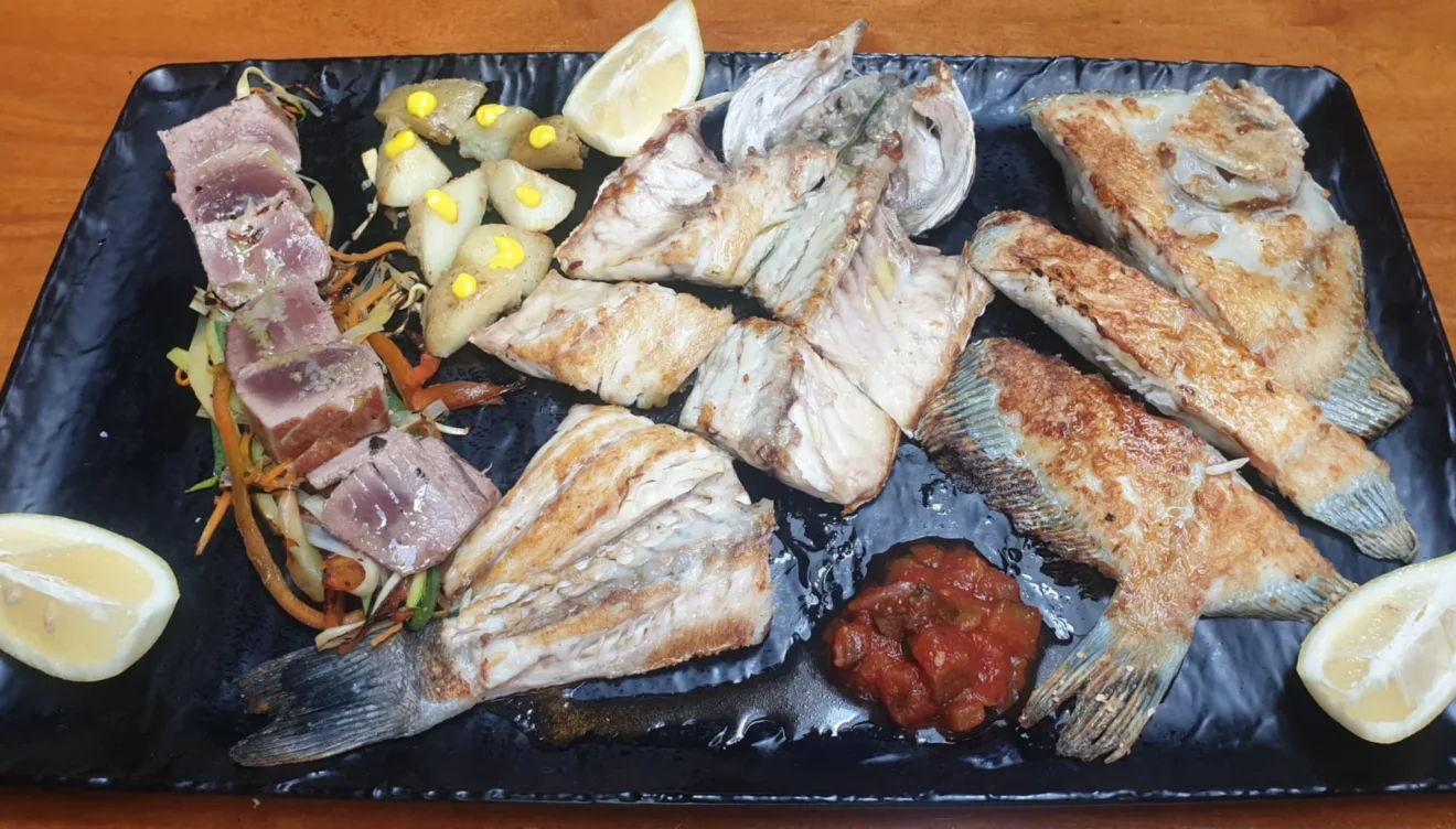 Platos frescos en Restaurante Mena