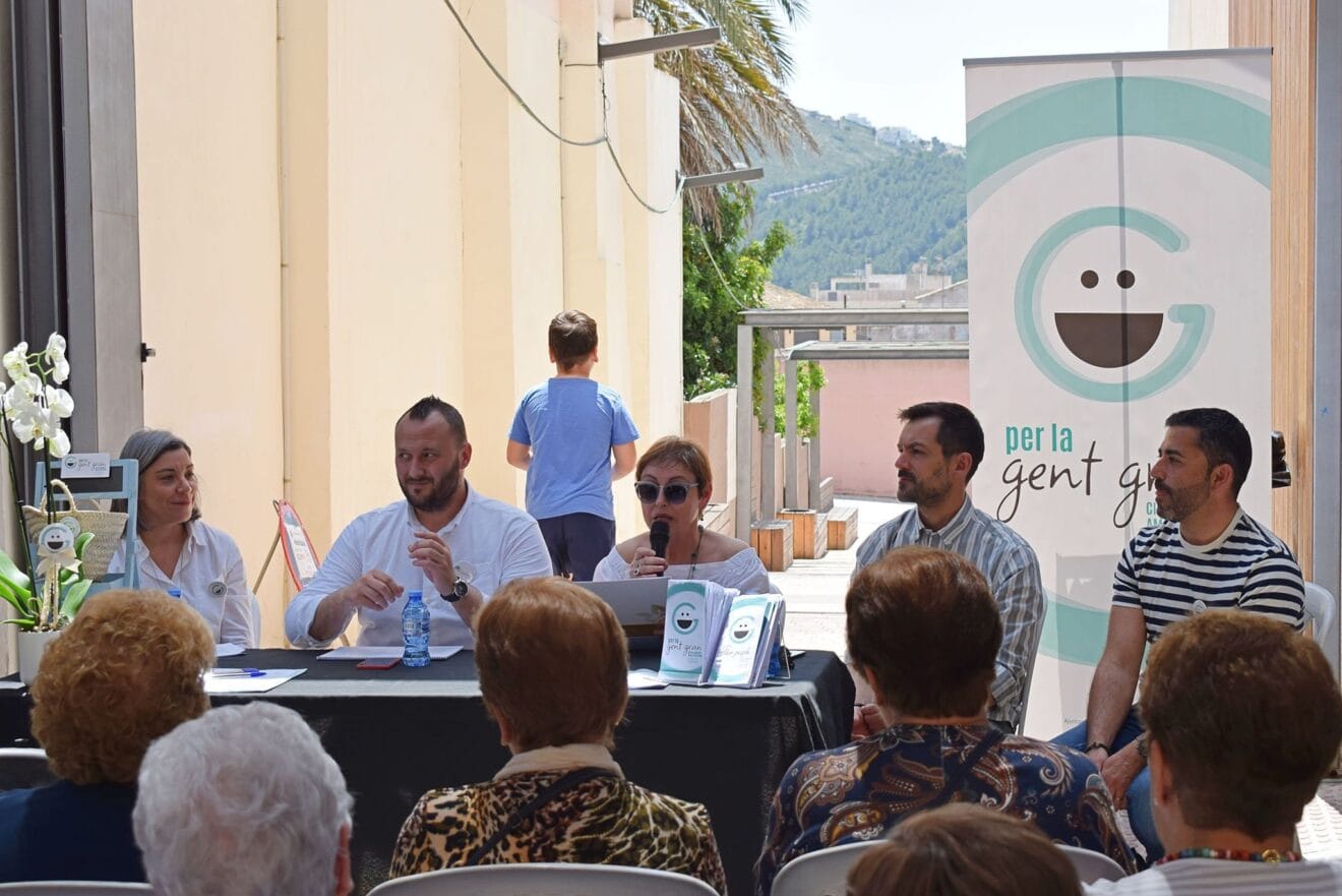 Presentación del proyecto en Benitatxell