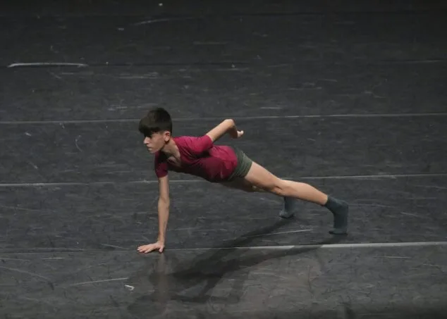 toni ferrando moll campeon nacional de danza contemporanea 2