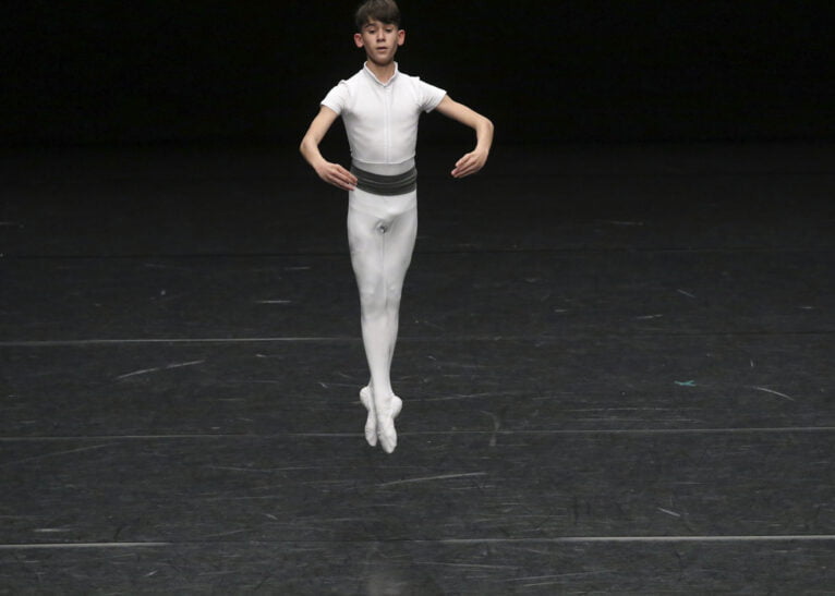 Toni Ferrando Moll, campeón nacional de danza contemporánea (7)