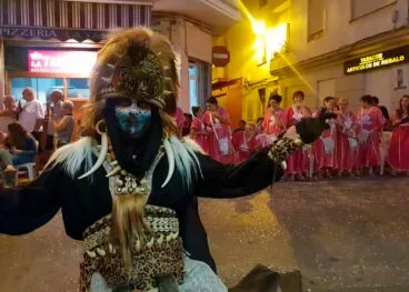 Capitán moro en el desfile de Pego
