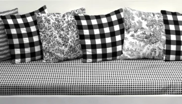 Cojines con distintos estampados florales, topos, vichy…