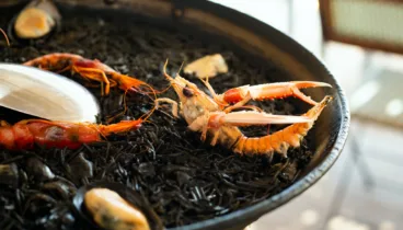 Comer paella en Dénia -Cova del Mero