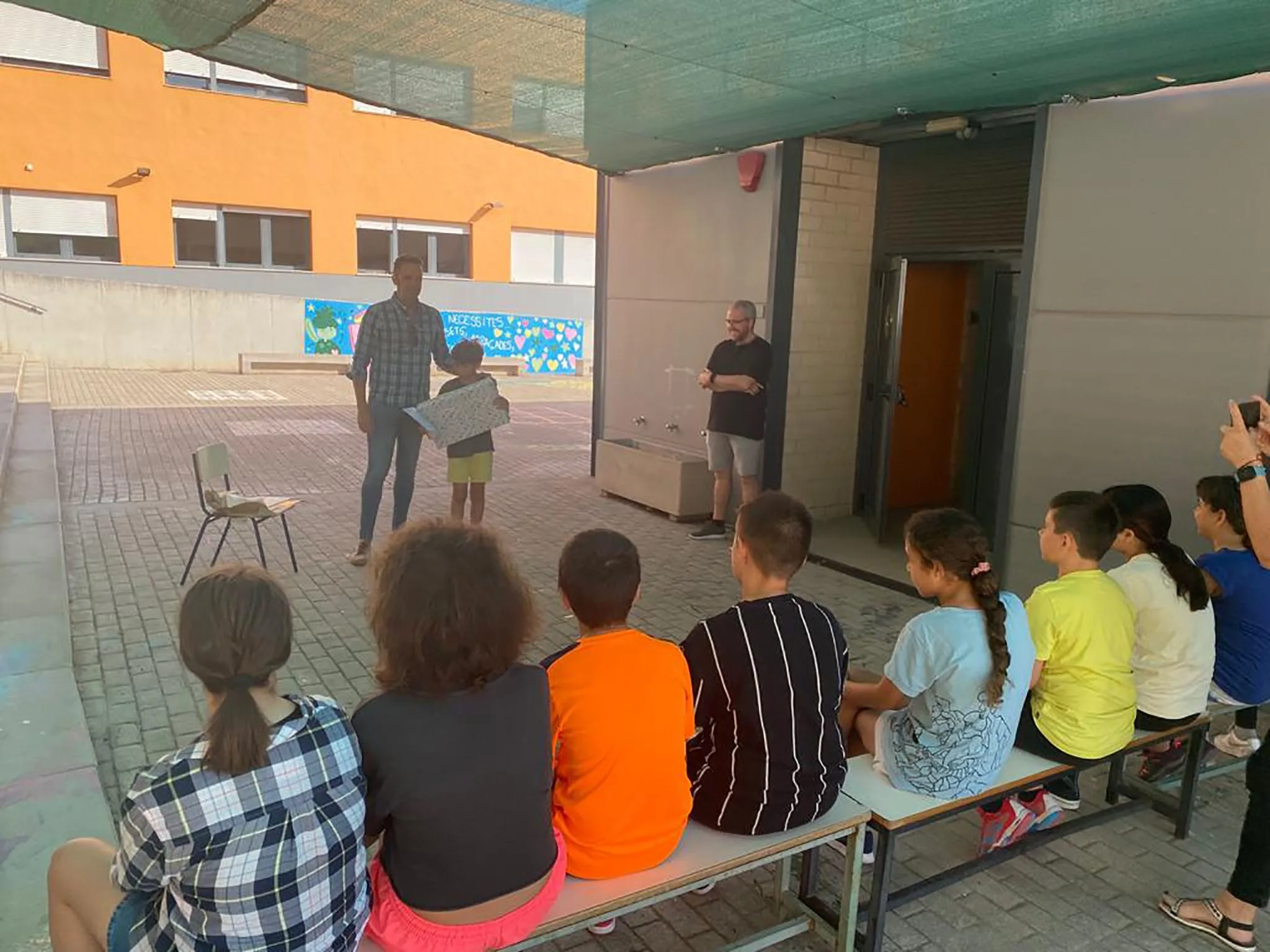 entrega del premio a biel grau nuez