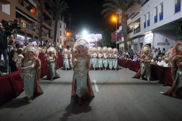 Así vivió Moraira su gran desfile de Moros y Cristianos 2022 16 moros y cristianos moraira 2022 ajuntament teulada moraira05