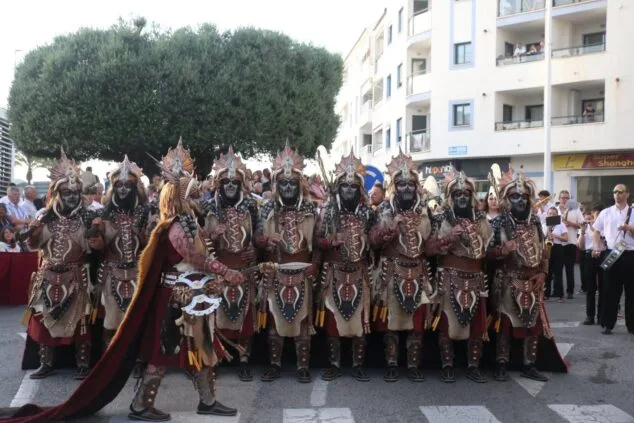 Así vivió Moraira su gran desfile de Moros y Cristianos 2022 4 moros y cristianos moraira 2022 ajuntament teulada moraira06