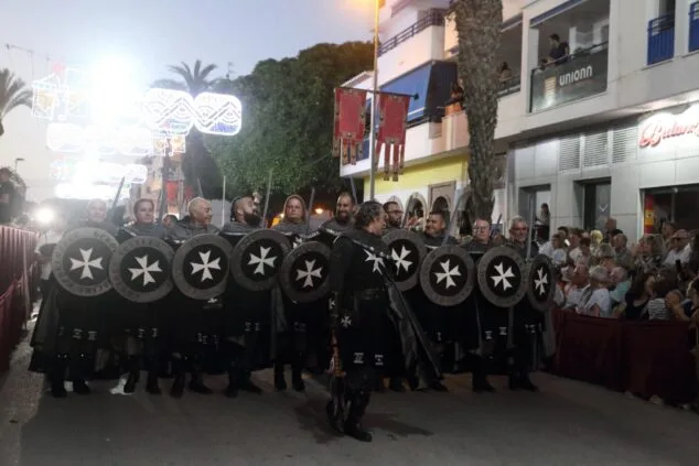 Así vivió Moraira su gran desfile de Moros y Cristianos 2022 11 moros y cristianos moraira 2022 ajuntament teulada moraira19