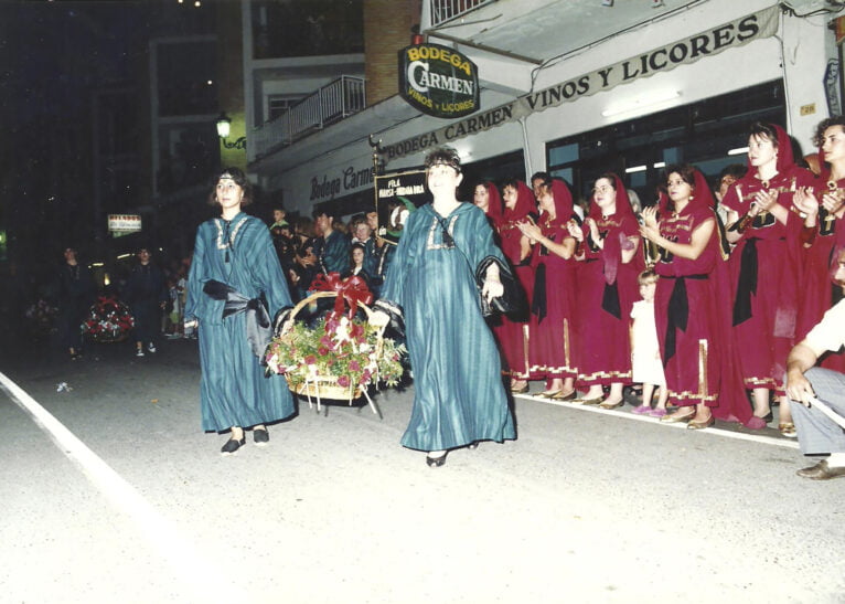 Ofrenda en la década de los 1990 - Antonio Ivars Vallés