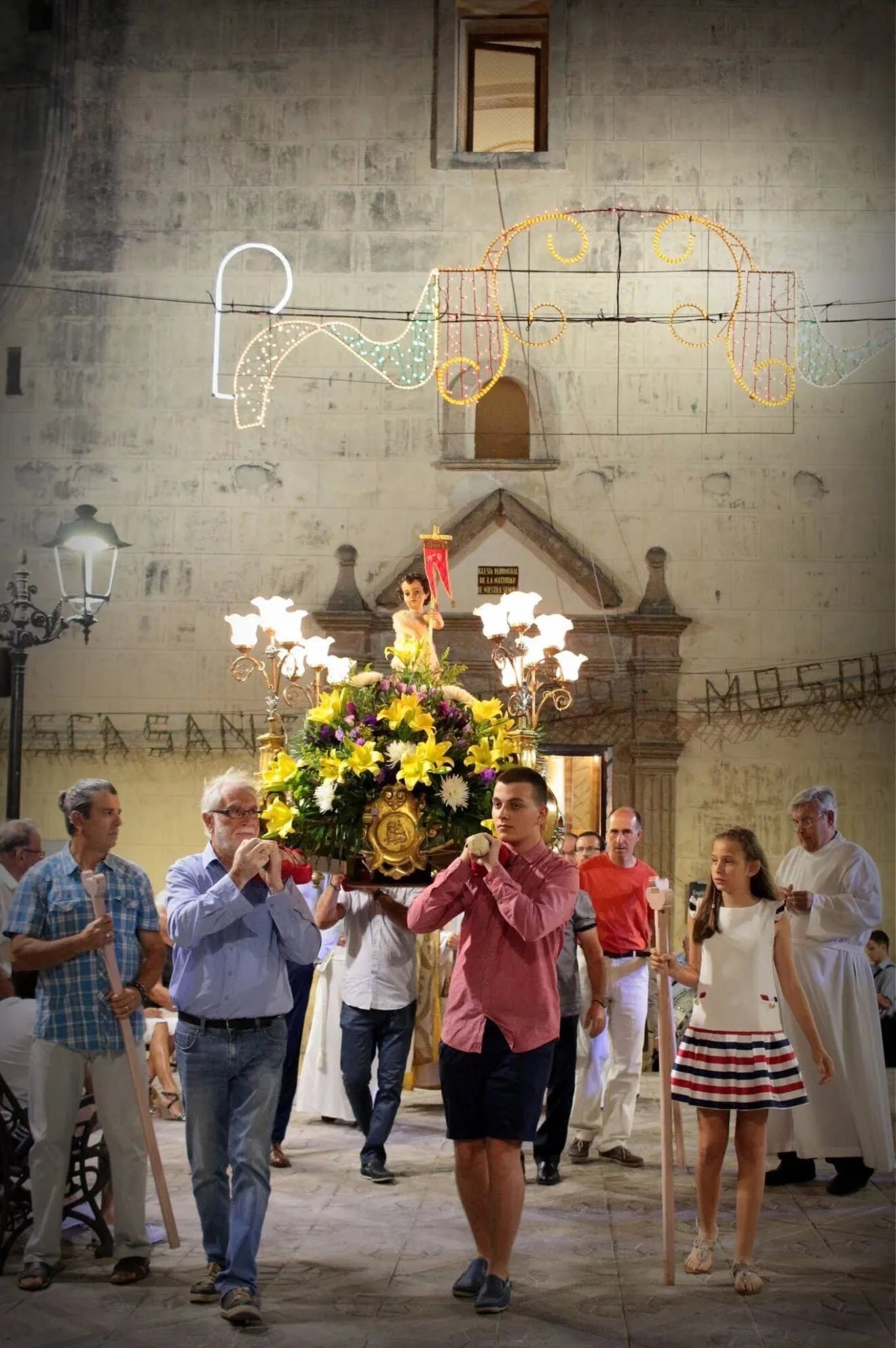 Procesión con la imagen de Sant Joanet de Mosquera de Alcalalí 2019