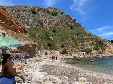 Rescate en cala Llebeig