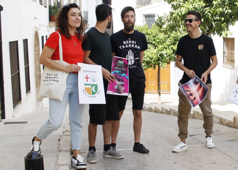 Smoking Souls junto a la cantante pegolina Kela