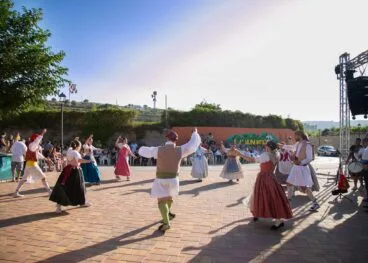 tradicional danza de las fiestas de la font santa en 2018 ajuntament de teulada moraira
