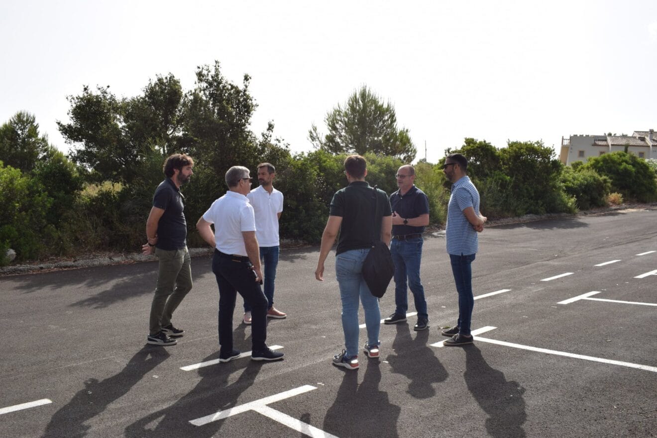Visita del Ayuntamiento tras los trabajos de asfaltado de Benitatxell