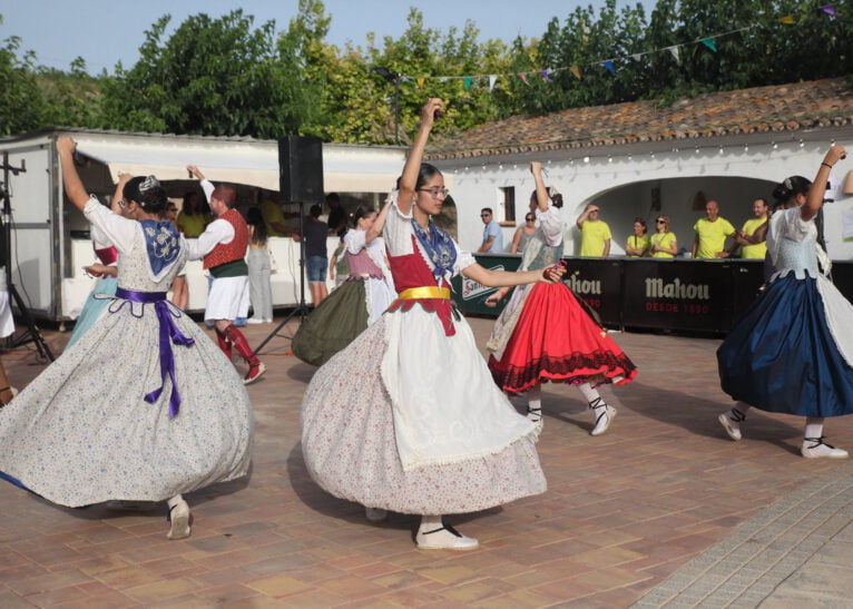 Danzas en las Fiestas de la Font Santa 2022