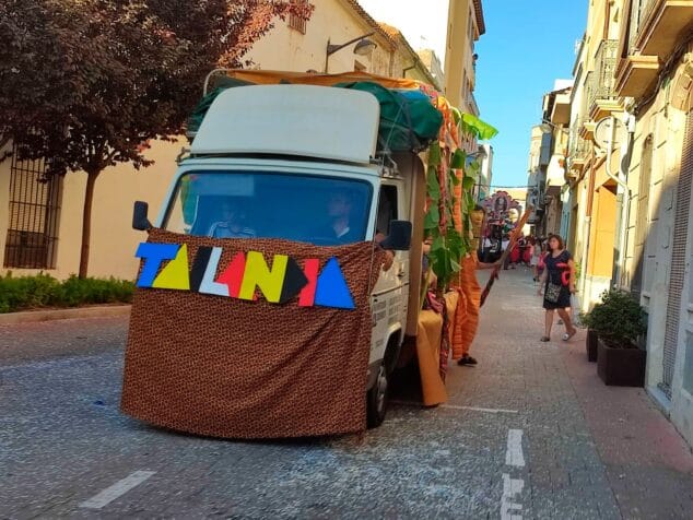 desfile de carrozas comparsas y cavalcadures soledat 2022 44