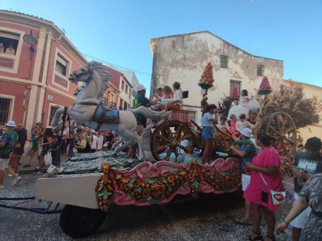 desfile de carrozas comparsas y cavalcadures soledat 2022 62