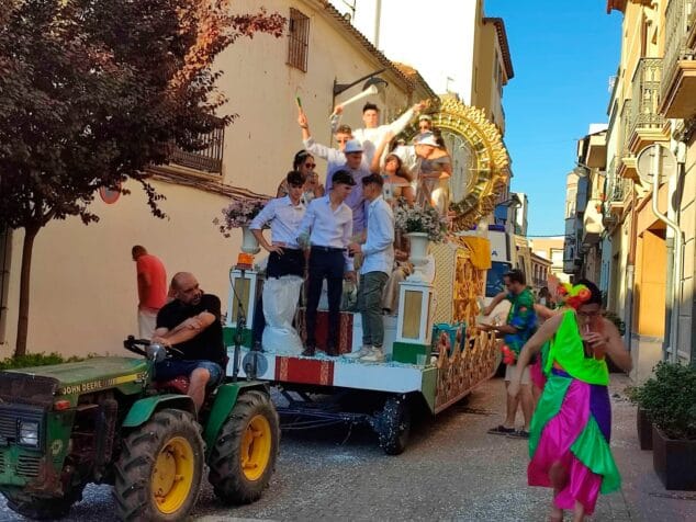 desfile de carrozas comparsas y cavalcadures soledat 2022 68