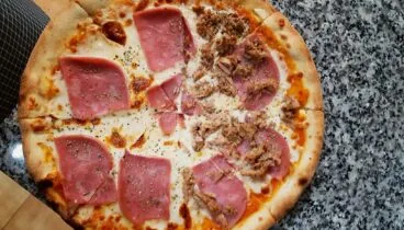 Gran variedad de pizzas caseras