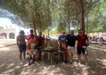 participantes del concurso de paellas de las fiestas de la font santa de teulada
