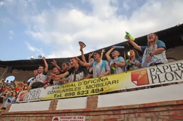 Peñas y quintadas en las fiestas de Sant Jaume de Ondara 06