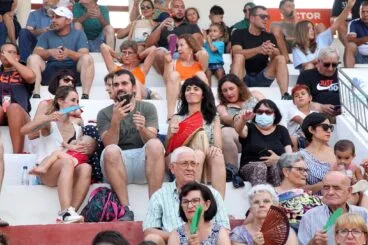 Peñas y quintadas en las fiestas de Sant Jaume de Ondara 22