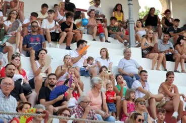 Peñas y quintadas en las fiestas de Sant Jaume de Ondara 23