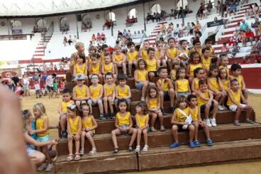 Peñas y quintadas en las fiestas de Sant Jaume de Ondara 24