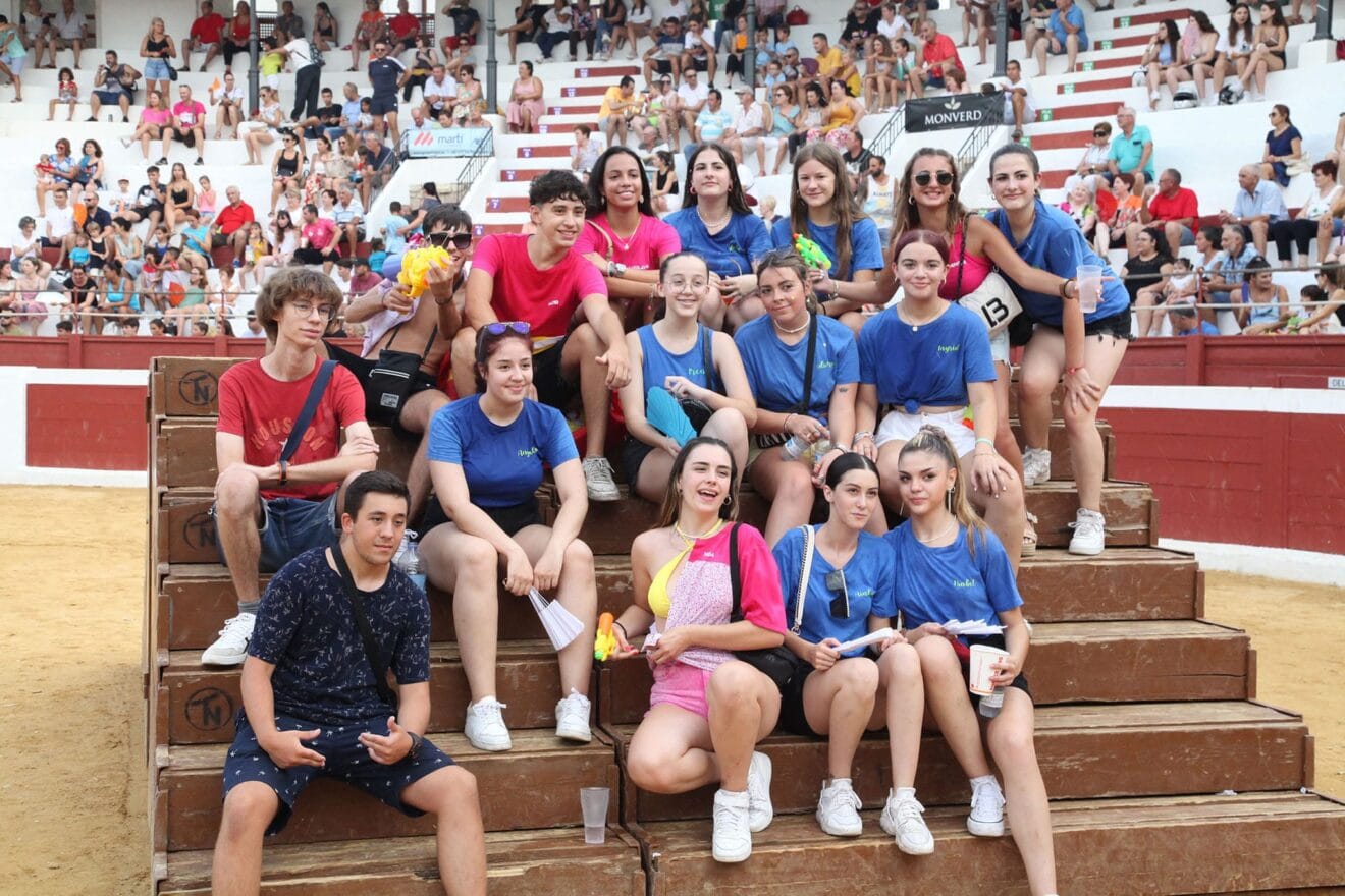 Peñas y quintadas en las fiestas de Sant Jaume de Ondara 38