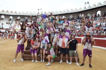 Peñas y quintadas en las fiestas de Sant Jaume de Ondara 55