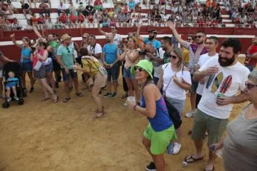 Peñas y quintadas en las fiestas de Sant Jaume de Ondara 86