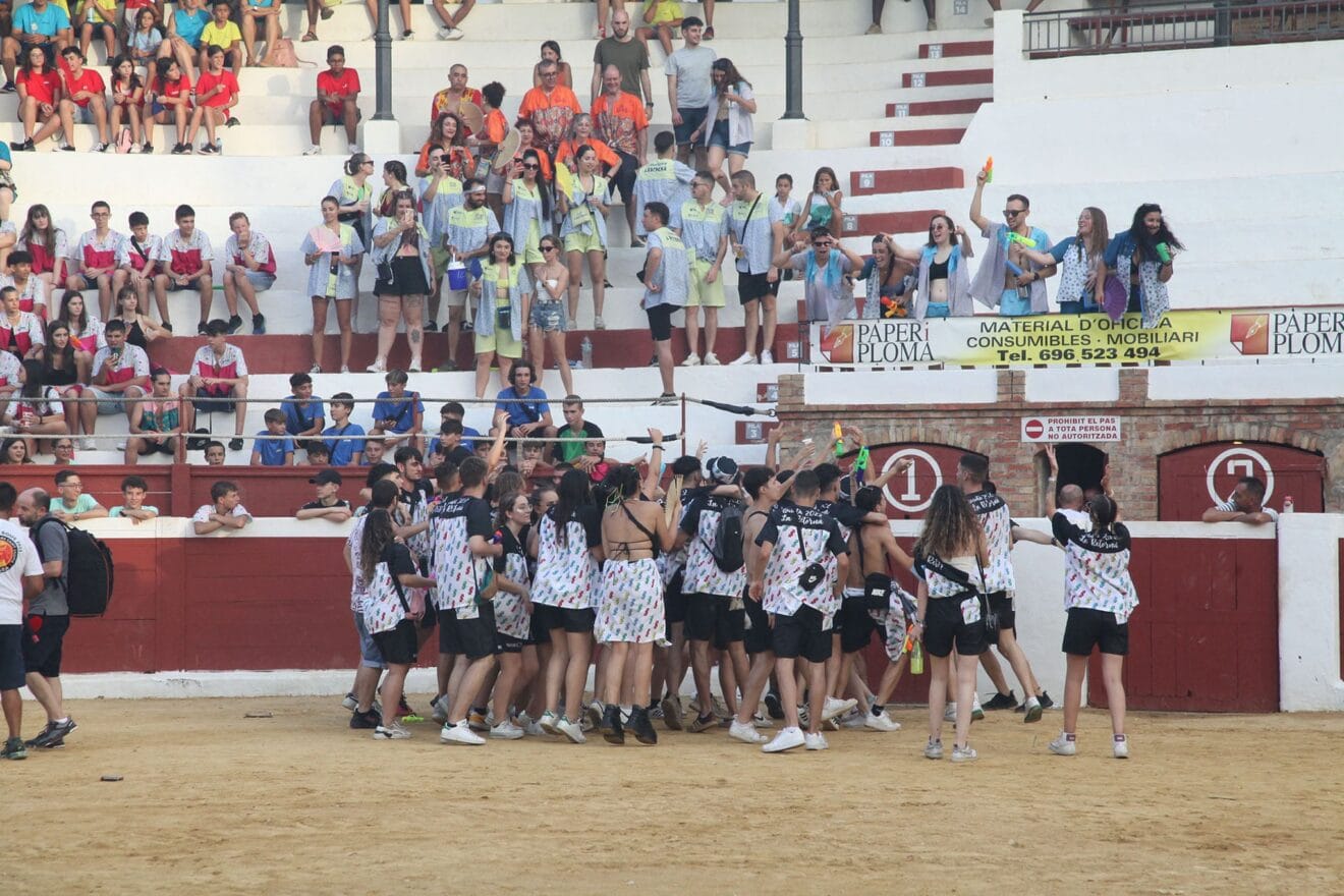 Peñas y quintadas en las fiestas de Sant Jaume de Ondara 90