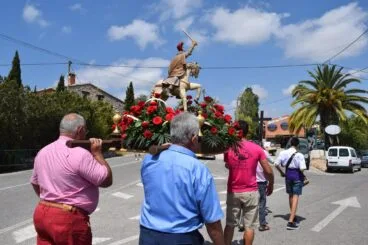 procesion en honor a sant jaume en la partida benimarco 2018 ajuntament de teulada moraira