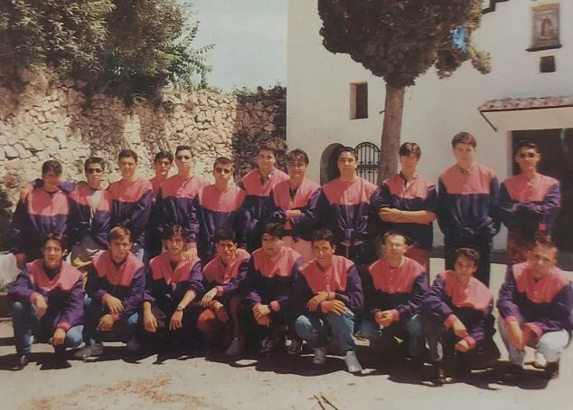 quintos de las fiestas de la font santa de teulada del 1994