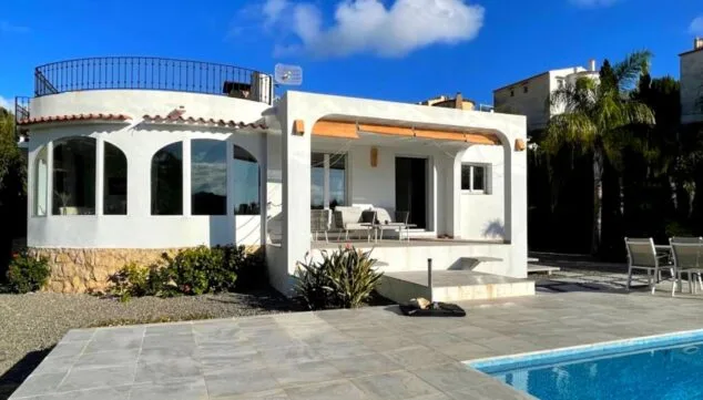 villa de 1972 completamente reformada