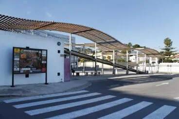 Servicio de autobús público Les Marines-Alacant: ¿qué paradas e itinerarios ofrecerá en la Marina Alta? 20 vista de la estacion de autobuses de calp
