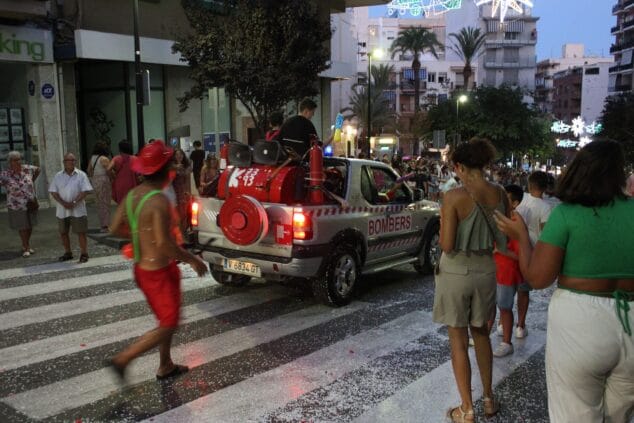 cabalgata de fin de fiestas patronales en calp 80