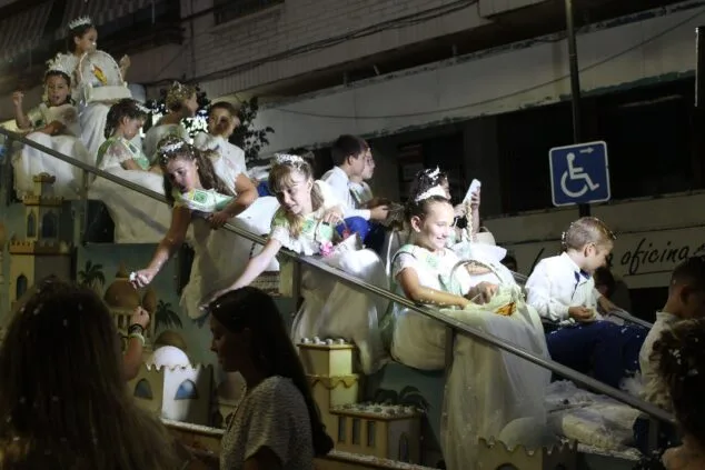 cabalgata de fin de fiestas patronales en calp 90